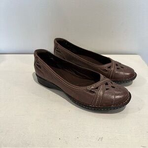 Clarks Dark Brown Leather Women's Flats  Size 7